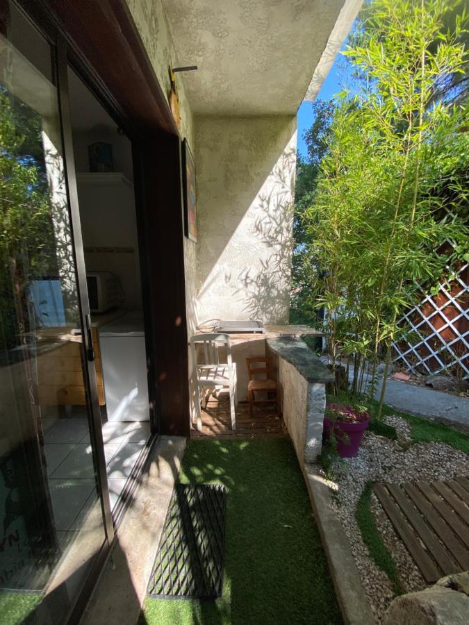 Apartmán Studio Grotte Des Fees Hyères Exteriér fotografie